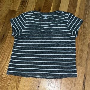 striped old navy t-shirt